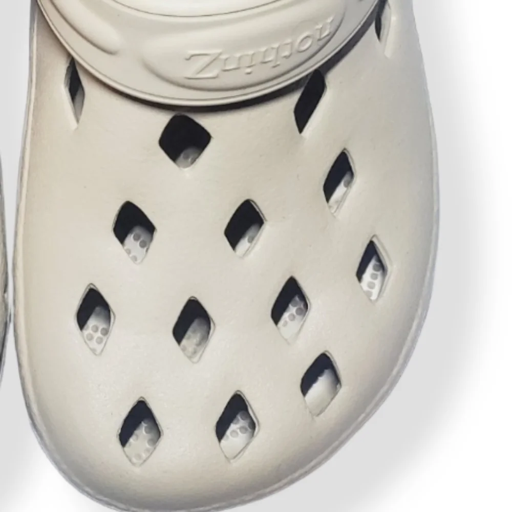 #687 New Nothinz Women's Creamy Tan Clogs Sandals Water Shoes 5 5L Shoes - Picture 6 of 8